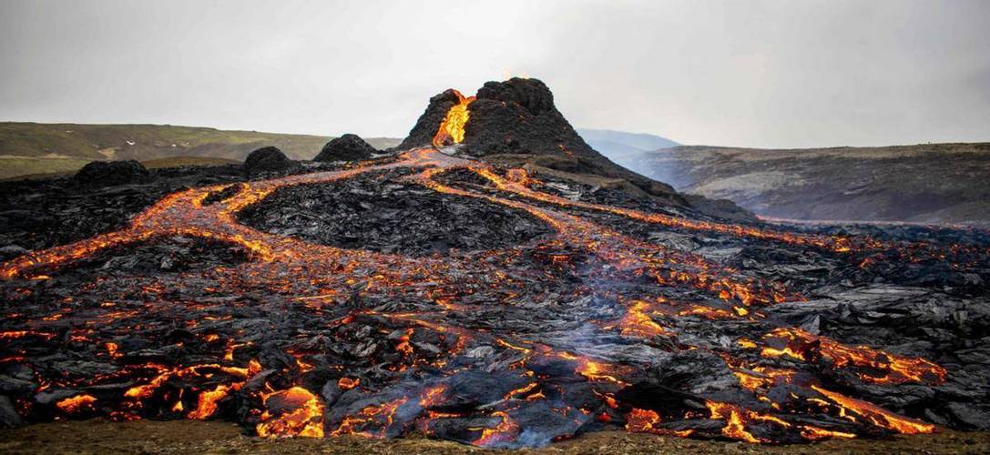 汤加火山猛烈喷发！相当于1000枚原子弹爆炸，对全球影响有多大江西蘑菇中毒事件江西上栗县一家烟花爆竹厂爆炸现巨大蘑菇云，你怎么看这类安全隐患